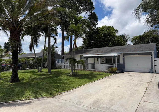 Homes for sale in West Palm Beach, FL | 4655 Appaloosa St, West Palm Beach, FL 33417 | MLS# B26038046