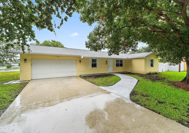 Homes for sale in Palm Beach Gardens, FL | 678 Riverside Dr, Palm Beach Gardens, FL 33410 | MLS# B26038050