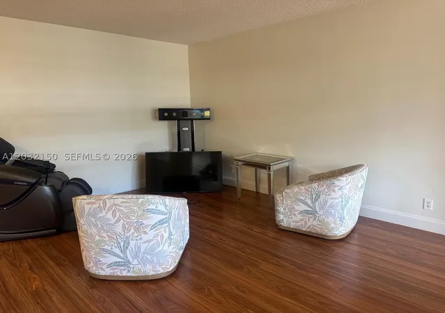 5th image of 160 Ne 8Th Ave #25A, Hallandale Beach, FL 33009 | MLS# A12032150