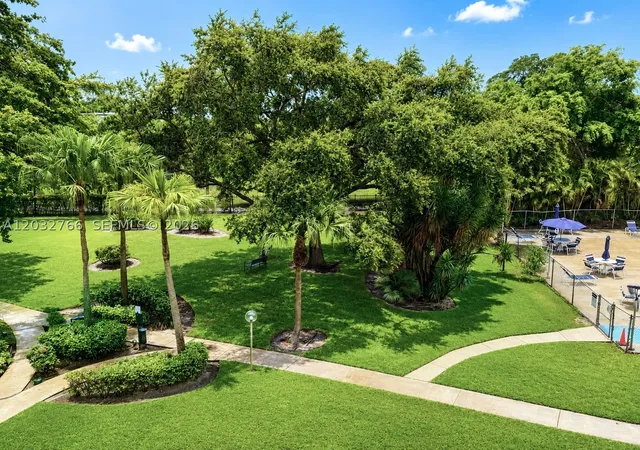 2nd image of 4200 Hillcrest Dr, Hollywood, FL 33021