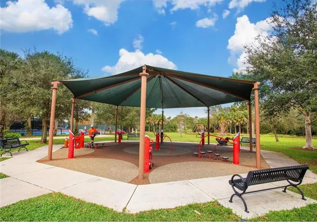 Homes for sale in Pompano Beach, FL | 2600 S Course Dr #106, Pompano Beach, FL 33069 | MLS# B26038141