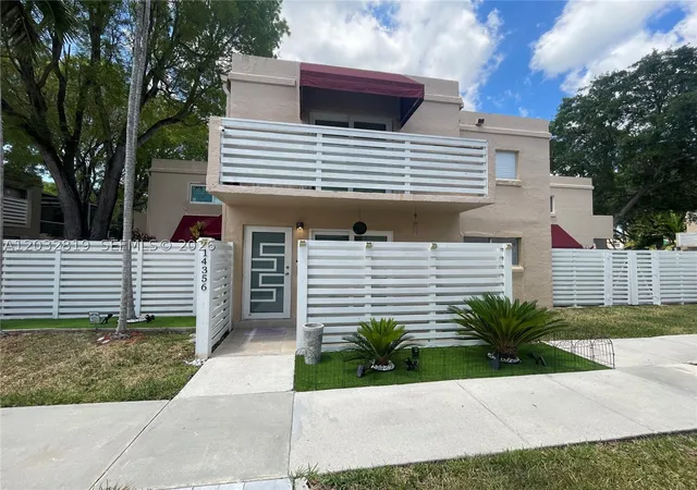 Photo 3 of Townhouse for sale at 14356 Sw 96th Ter, Miami, FL 33186 | MLS# A12032819 | Listing updated on 2026-08-21