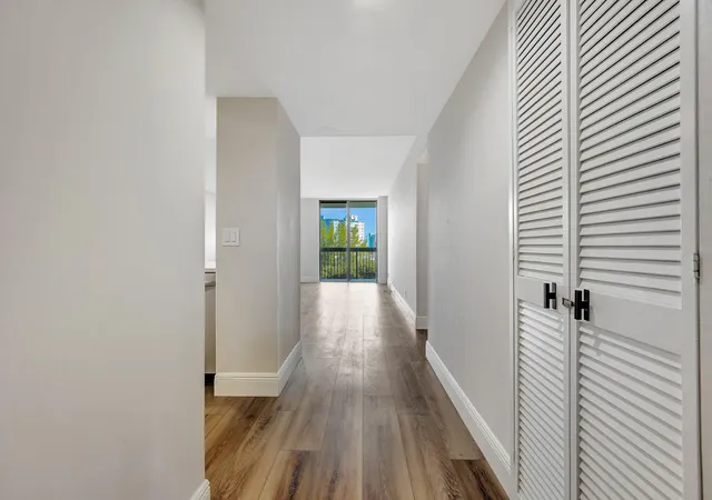 4th image of 2900 Ne 14Th St Cswy, Pompano Beach, FL 33062