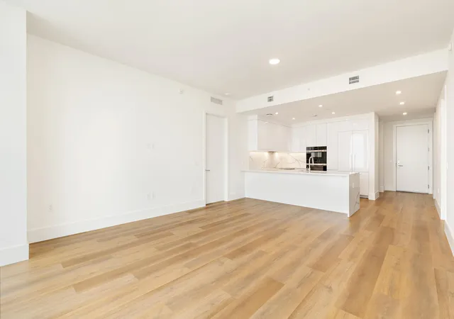 3rd image of 220 Lake Shore Dr #1809, Lake Park, FL 33403 | MLS# B26038184