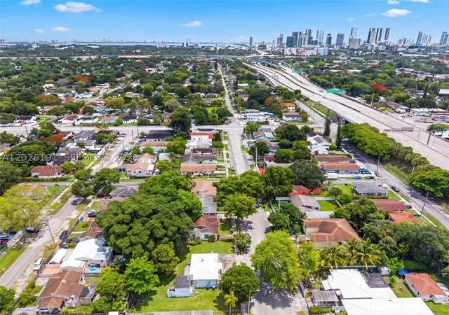 13th image of 1279 Nw 41st St, Miami, FL 33142 | MLS# A12026191