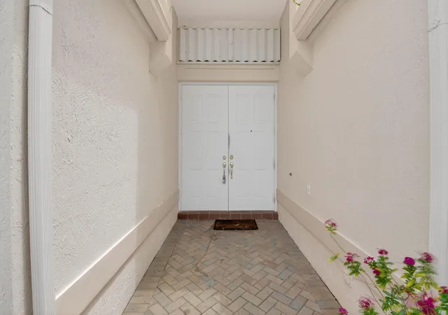 Homes for sale in Boynton Beach, FL | 5304 Wycombe Ave, Boynton Beach, FL 33437 | MLS# B26038229