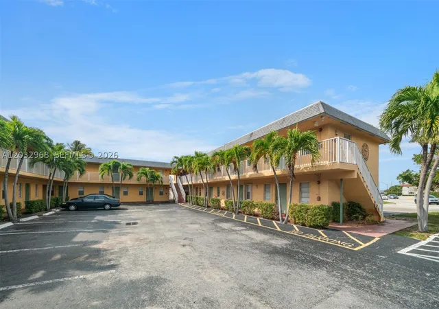 Photo 1 of Condo for sale at 4081 N Dixie Hwy #27, Oakland Park, FL 33334 | MLS# A12032968 | Listing updated on 2026-09-25