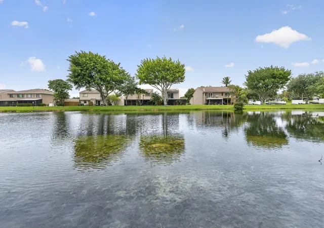 1st image of 5182 S University Dr, Davie, FL 33328 | MLS# B26038302