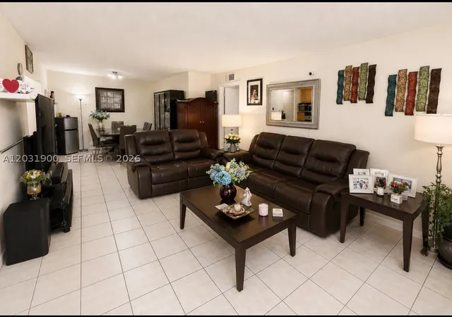 5th image of 12860 Sw 43Rd Dr, Miami, FL 33175