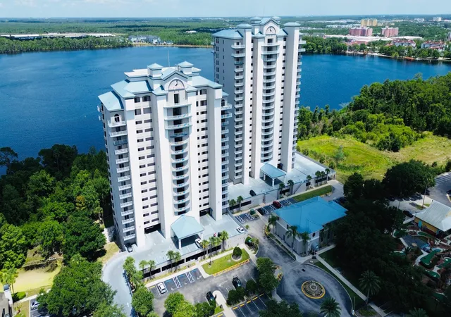 2nd image of 13415 Blue Heron Bch Dr, Orlando, FL 32821
