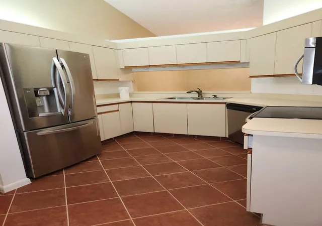 3rd image of 6531 Se Federal Hwy #F211, Stuart, FL 34997 | MLS# B26038417