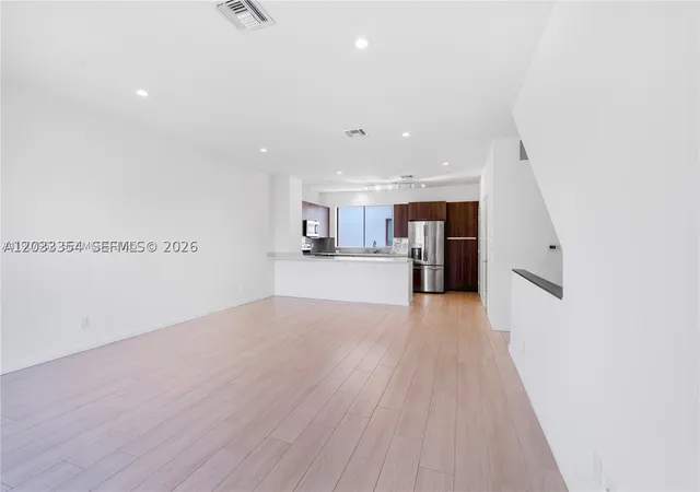 1st image of 113 Ne 6 #2125, Fort Lauderdale, FL 33304 | MLS# A12033354