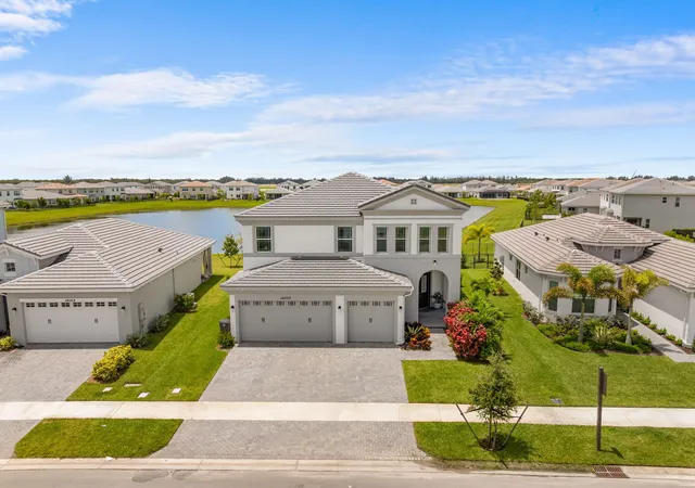 3rd image of 14070 Spruce Pine Dr, Loxahatchee, FL 33470 | MLS# B26038490