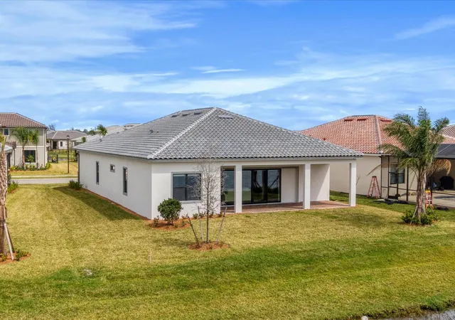 41st image of 818 Se Courances Dr, Port St Lucie, FL 34984 | MLS# B26038578