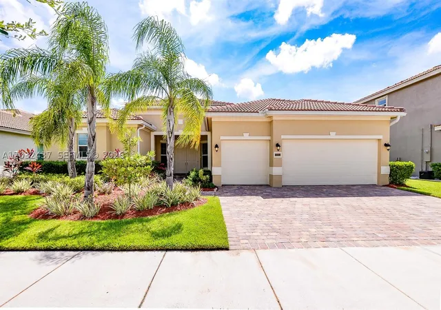 Photo 3 of Single family home for sale at 11931 Sw Aventino Dr, Port Saint Lucie, FL 34987 | MLS# A12032437 | Listing updated on 2026-10-06