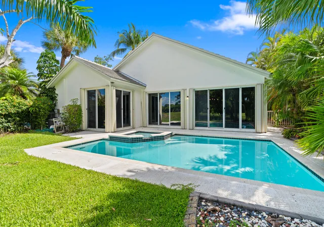 3rd image of 1500 W Lacosta Dr W, Pembroke Pines, FL 33027 | MLS# B26038639