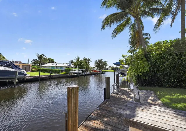 4th image of 636 Kingfish Rd, North Palm Beach, FL 33408 | MLS# B26038671