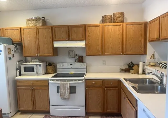 3rd image of 5122 Palmbrooke Cir, West Palm Beach, FL 33417 | MLS# B26038675