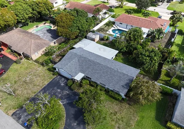 5th image of 4639 Franwood Dr, Delray Beach, FL 33445 | MLS# B26038682