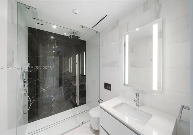 Homes for sale in Miami, FL | 300 Biscayne Blvd Way #1904C, Miami, FL 33131 | MLS# A12031946