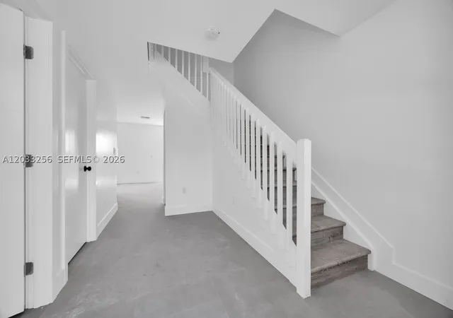 2780 NW 44th St