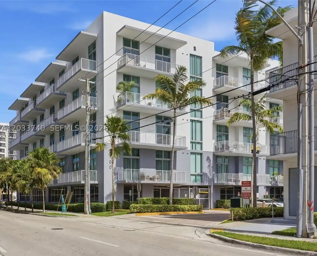 Listing Photo 1 - Condo for sale in 2100 Van Buren St located at 2100 Van Buren St, Hollywood, FL 33020 - Unit #322