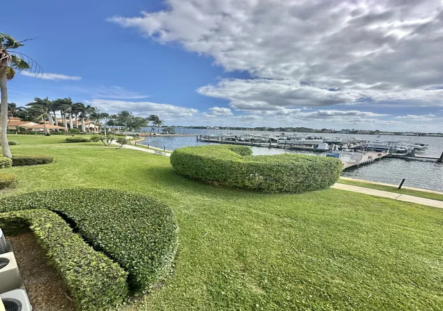 2nd image of 167 Yacht Club Wy #204, Hypoluxo, FL 33462 | MLS# B26038709
