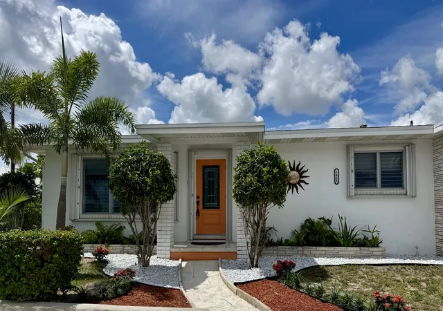1st image of 1428 N M St, ,, FL 33460 | MLS# B26038696