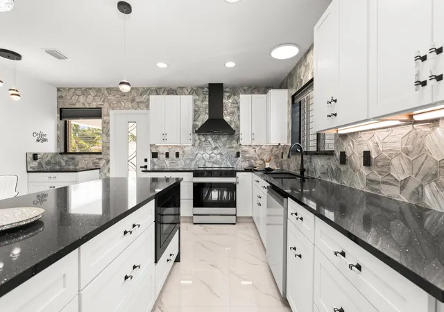 4th image of 1428 N M St, ,, FL 33460 | MLS# B26038696