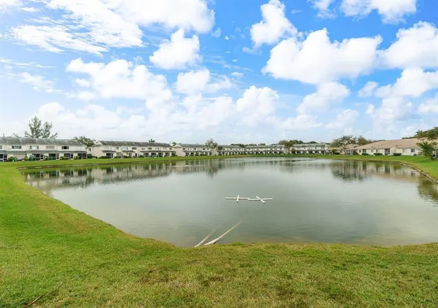 2nd image of 3168 Sw 49th St, Dania Beach, FL 33312 | MLS# B26038792