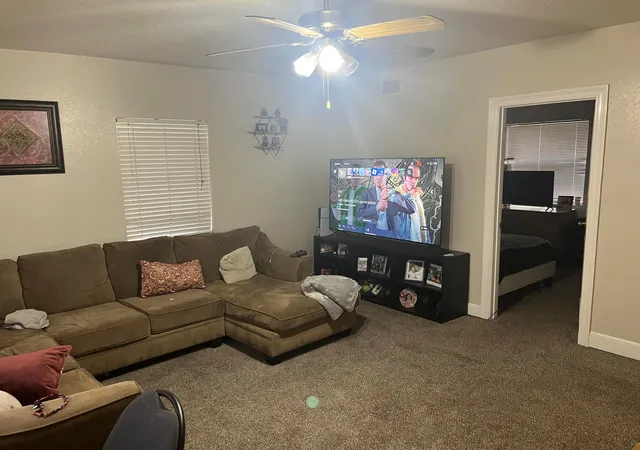 4th image of 211 N A St, Lake Worth Beach, FL 33460 | MLS# B26038821