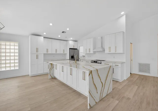 Homes for sale in Boynton Beach, FL | 11728 Dove Hollow Ave, Boynton Beach, FL 33437 | MLS# B26038859