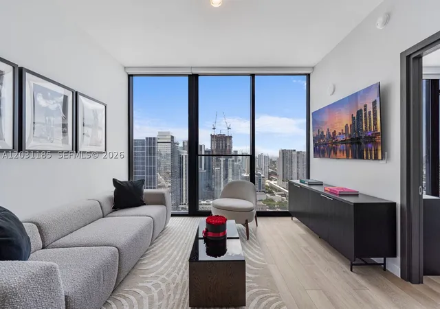 3rd image of 20 Ne 11Th Street #4309, Miami, FL 33132 | MLS# A12031185