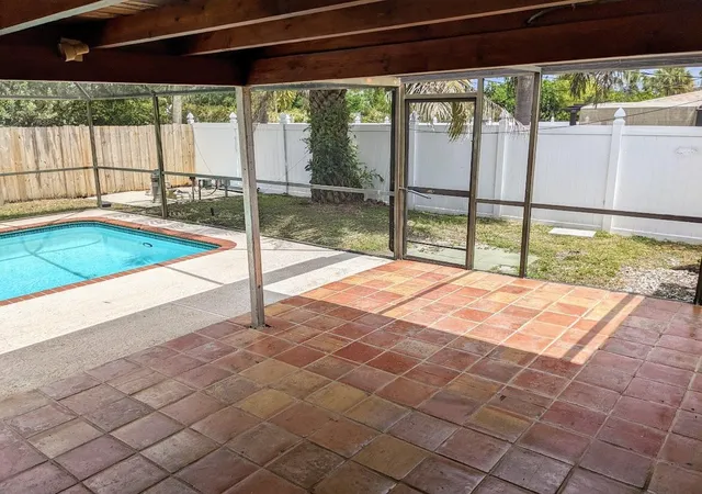 4th image of 299 Nw 12Th St, Boca Raton, FL 33432 | MLS# B26038855