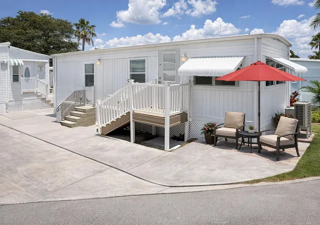 1st image of 206 Eagle Dr E, Briny Breezes, FL 33435 | MLS# B26038945