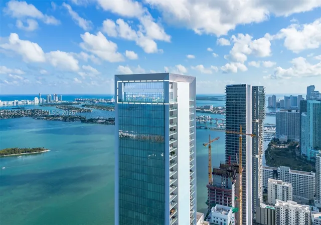 Homes for sale in Miami, FL | 700 Ne 26Th Ter #PH-01, Miami, FL 33137 | MLS# A12033344