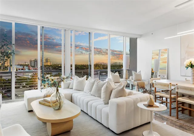 2nd image of 6580 Indian Creek Dr #601, Miami Beach, FL 33141 | MLS# A12030923