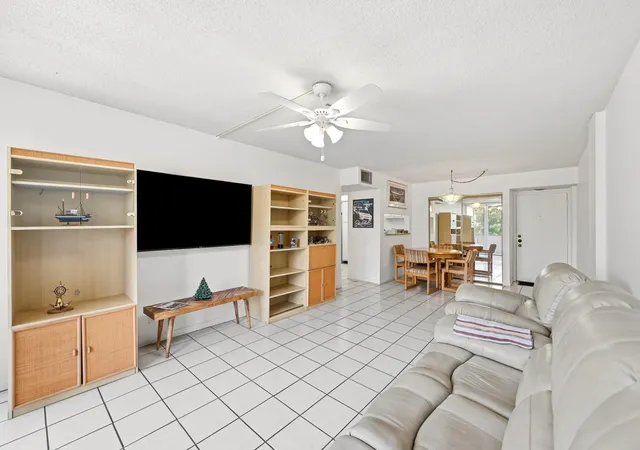 Homes for sale in Pompano Beach, FL | 740 S Federal Hwy #208, Pompano Beach, FL 33062 | MLS# B26039023