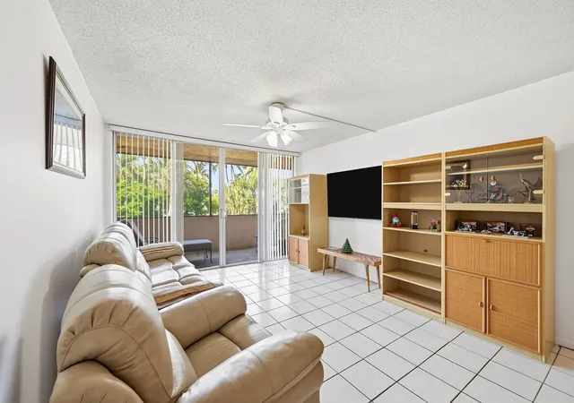 Homes for sale in Pompano Beach, FL | 740 S Federal Hwy #208, Pompano Beach, FL 33062 | MLS# B26039023