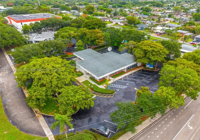Photo 3 of Sale Pending at 8200 N University Dr, Tamarac, FL 33321 | MLS# A12034272 | Listing updated on 2026-10-07