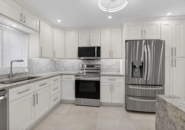 1st image of 6049 Via, Delray Beach, FL 33484 | MLS# B26039057