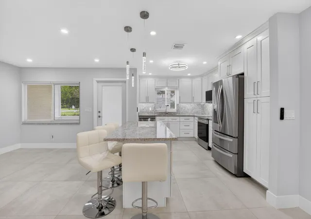5th image of 6049 Via, Delray Beach, FL 33484 | MLS# B26039057
