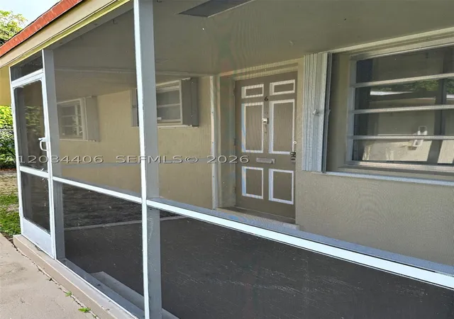 11th image of 2319 Jackson St #6, Hollywood, FL 33020 | MLS# A12034406