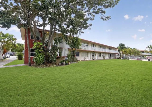 1st image of 2918 Funston St #35b, Hollywood, FL 33020 | MLS# B26039165
