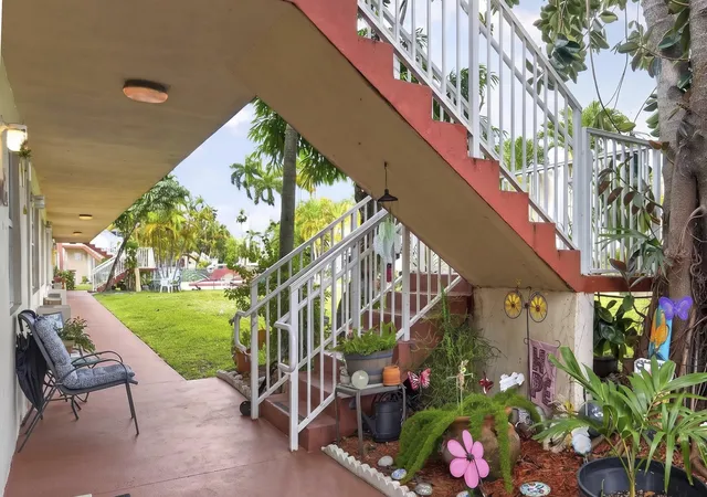 21st image of 2918 Funston St #35b, Hollywood, FL 33020 | MLS# B26039165