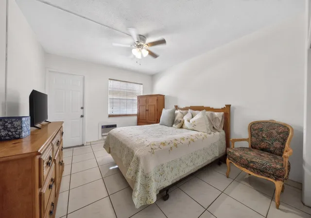 3rd image of 2918 Funston St #35b, Hollywood, FL 33020 | MLS# B26039165