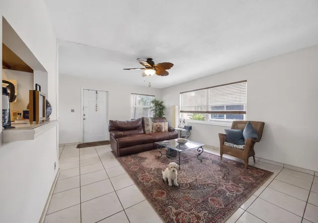 4th image of 2918 Funston St #35b, Hollywood, FL 33020 | MLS# B26039165