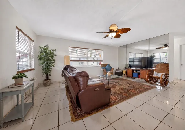 5th image of 2918 Funston St #35b, Hollywood, FL 33020 | MLS# B26039165
