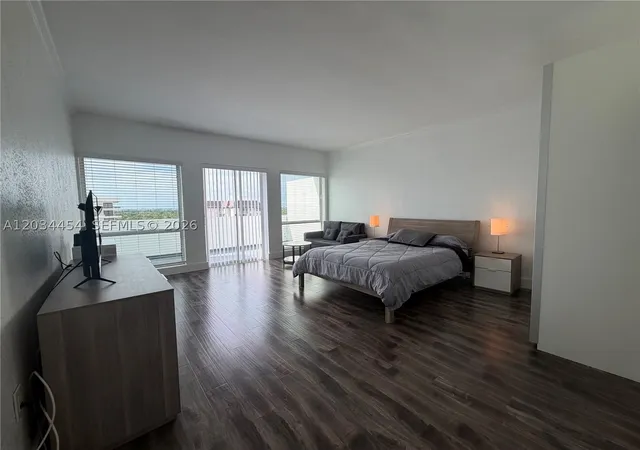 3rd image of 700 Biltmore Way #1216, Coral Gables, FL 33134 | MLS# A12034454