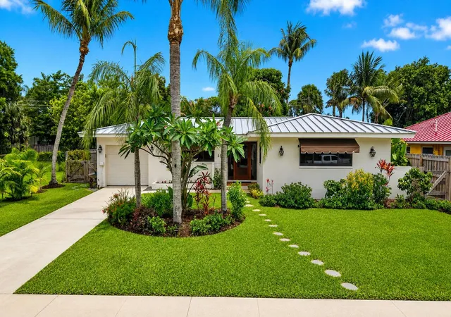 Homes for sale in Boca Raton, FL | 450 Sw 12th Ter, Boca Raton, FL 33486 | MLS# B26039210